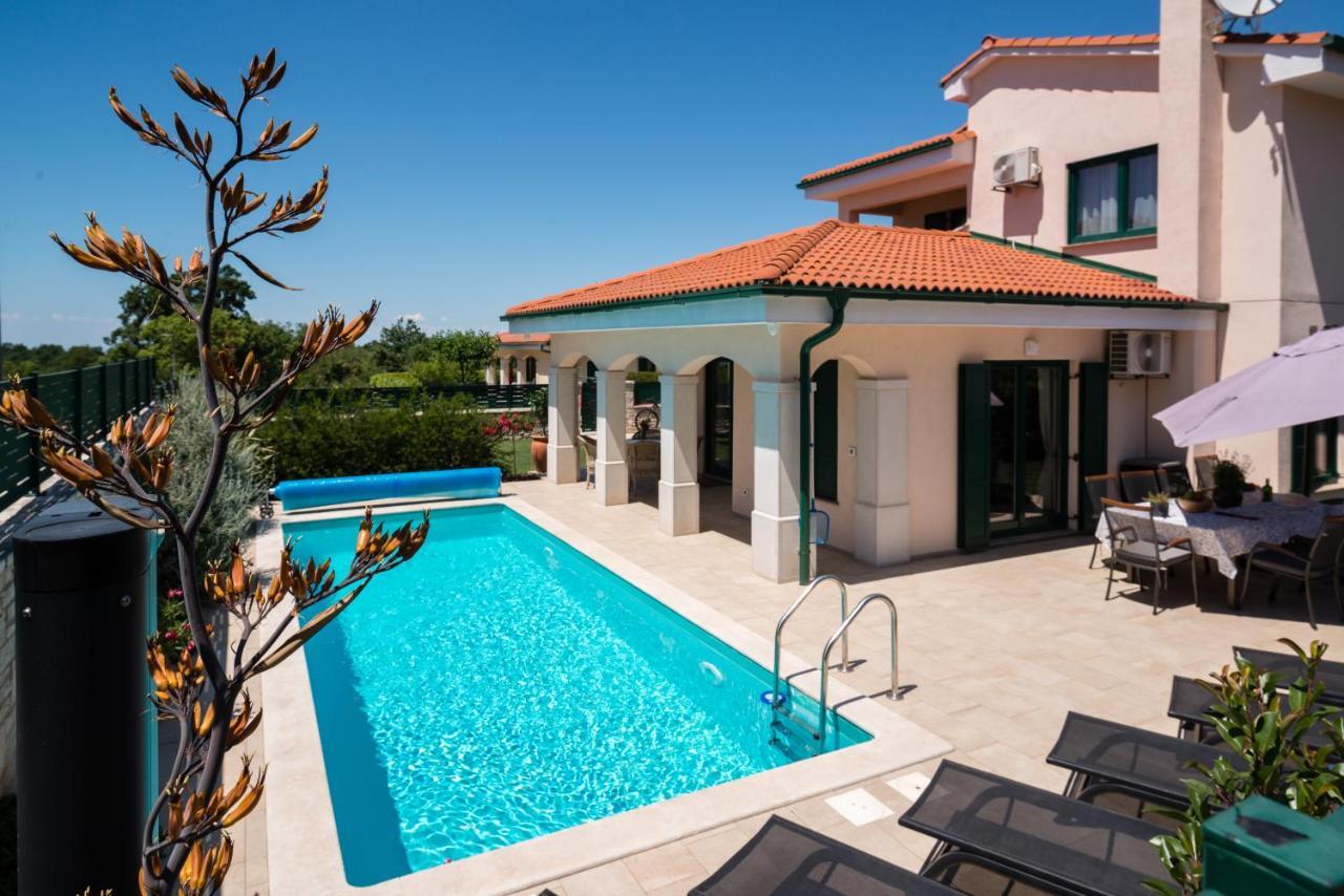 Villa Luciana Spa House, Buje Exterior foto